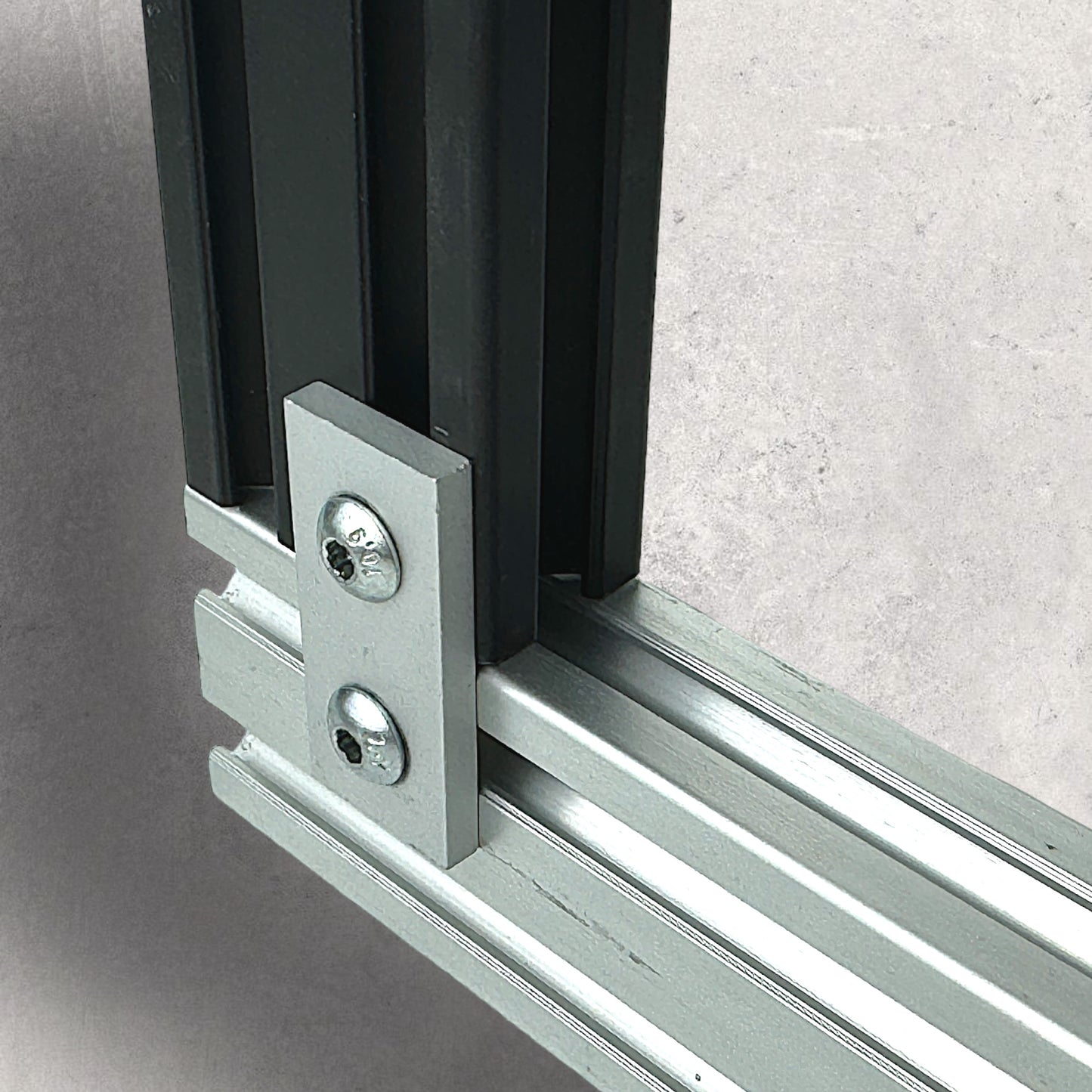 The Aluminum Carpenter, 8020, 80/20, Aluminium extrusion, Aluminum extrusion, Fixtures, Fasteners, Tools, 2040 Flush Plate, 2040, Flush Plate, Connections Front 3 View