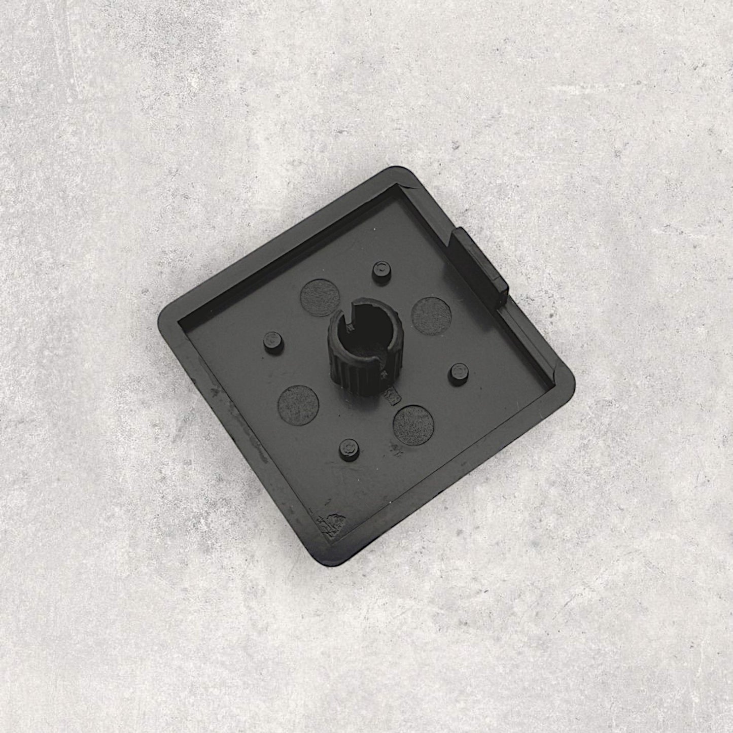 30 Series Plastic End Cap
