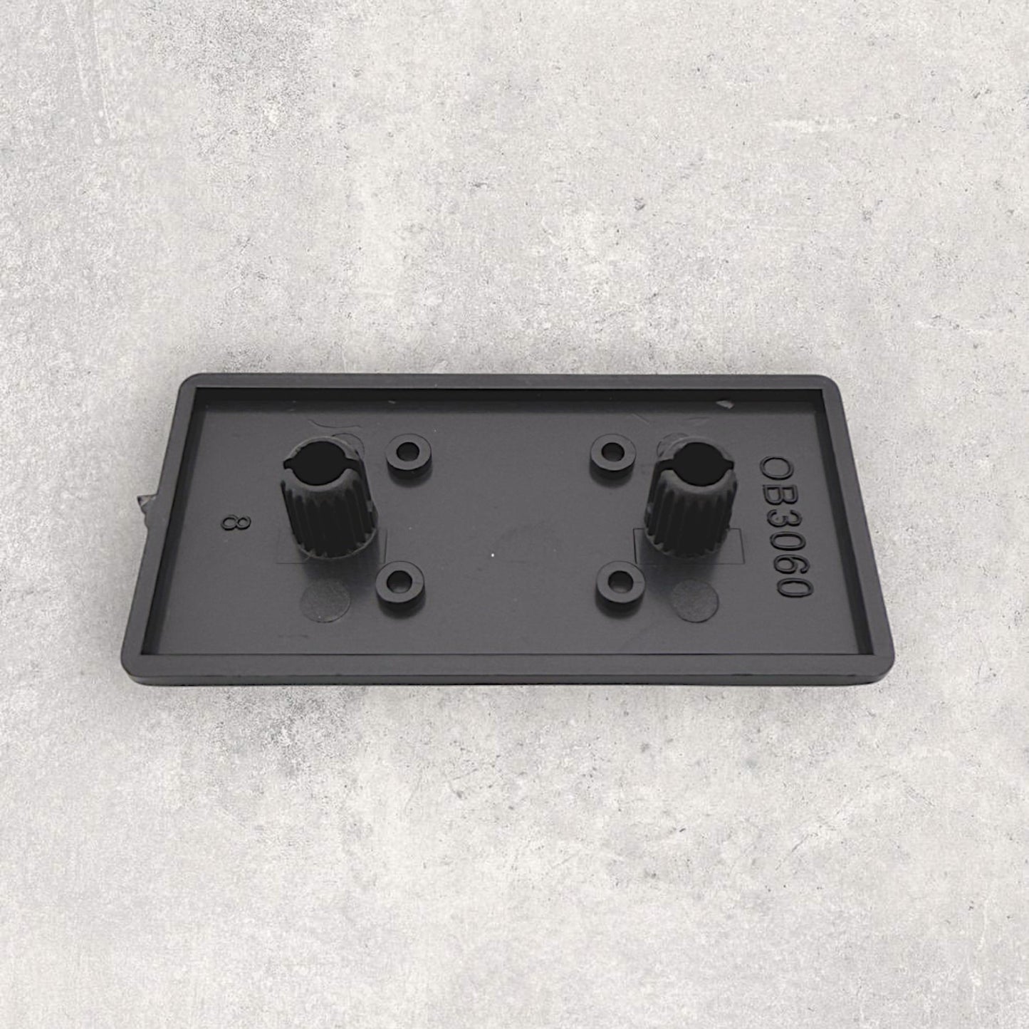 30 Series Plastic End Cap