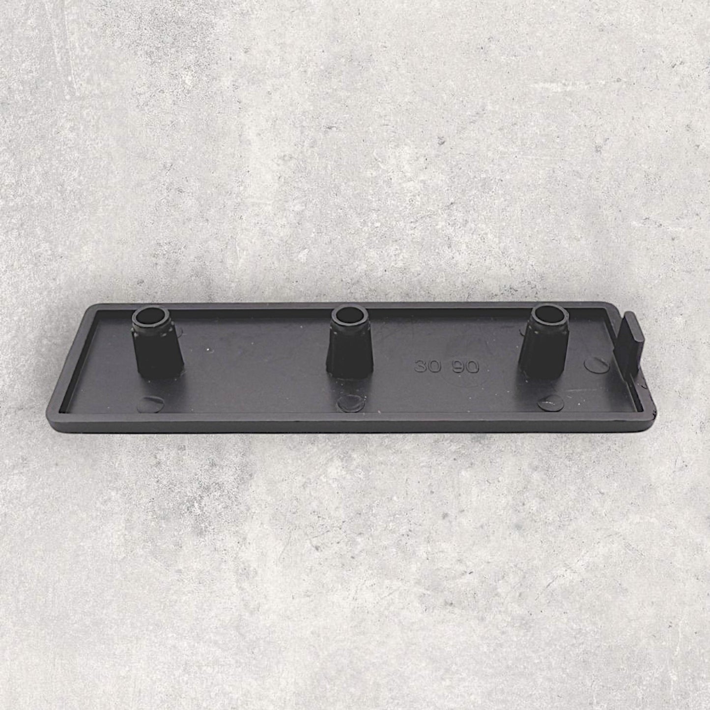 30 Series Plastic End Cap