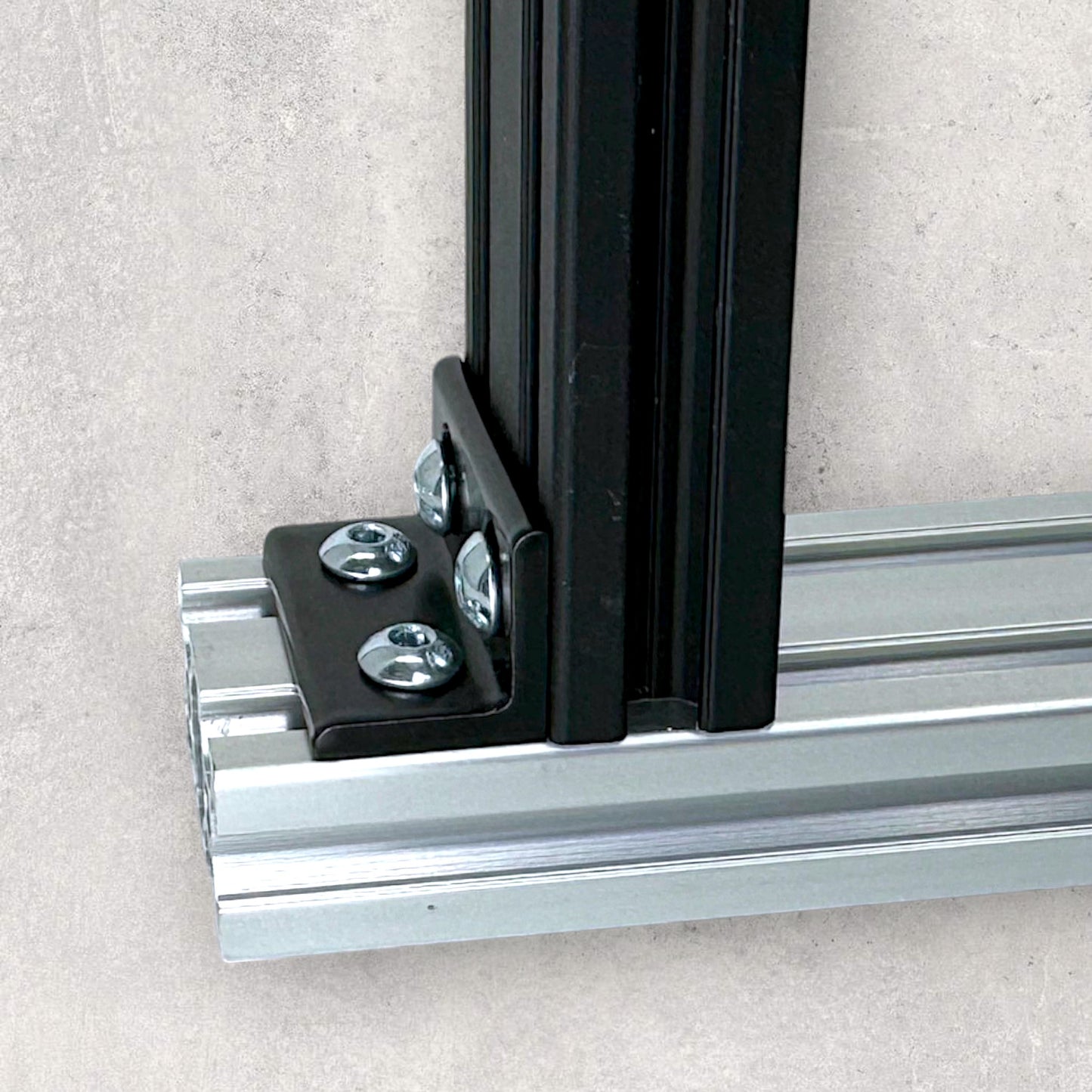 The Aluminum Carpenter, 8020, 80/20, Aluminium extrusion, Aluminum extrusion, Fixtures, Fasteners, Tools, 4080 Black Bracket, 4080, Black Bracket, Fit to Aluminum extrusion 1 View