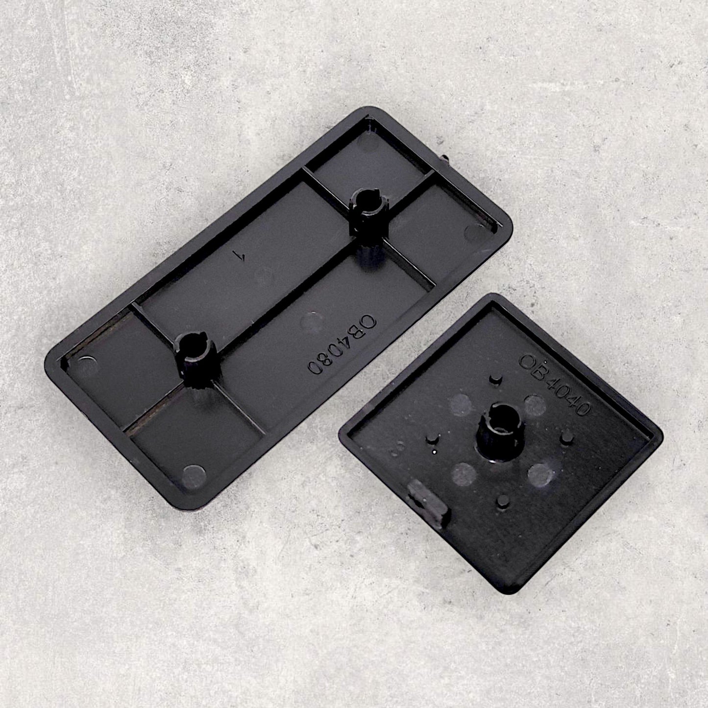 40 Series Plastic End Cap