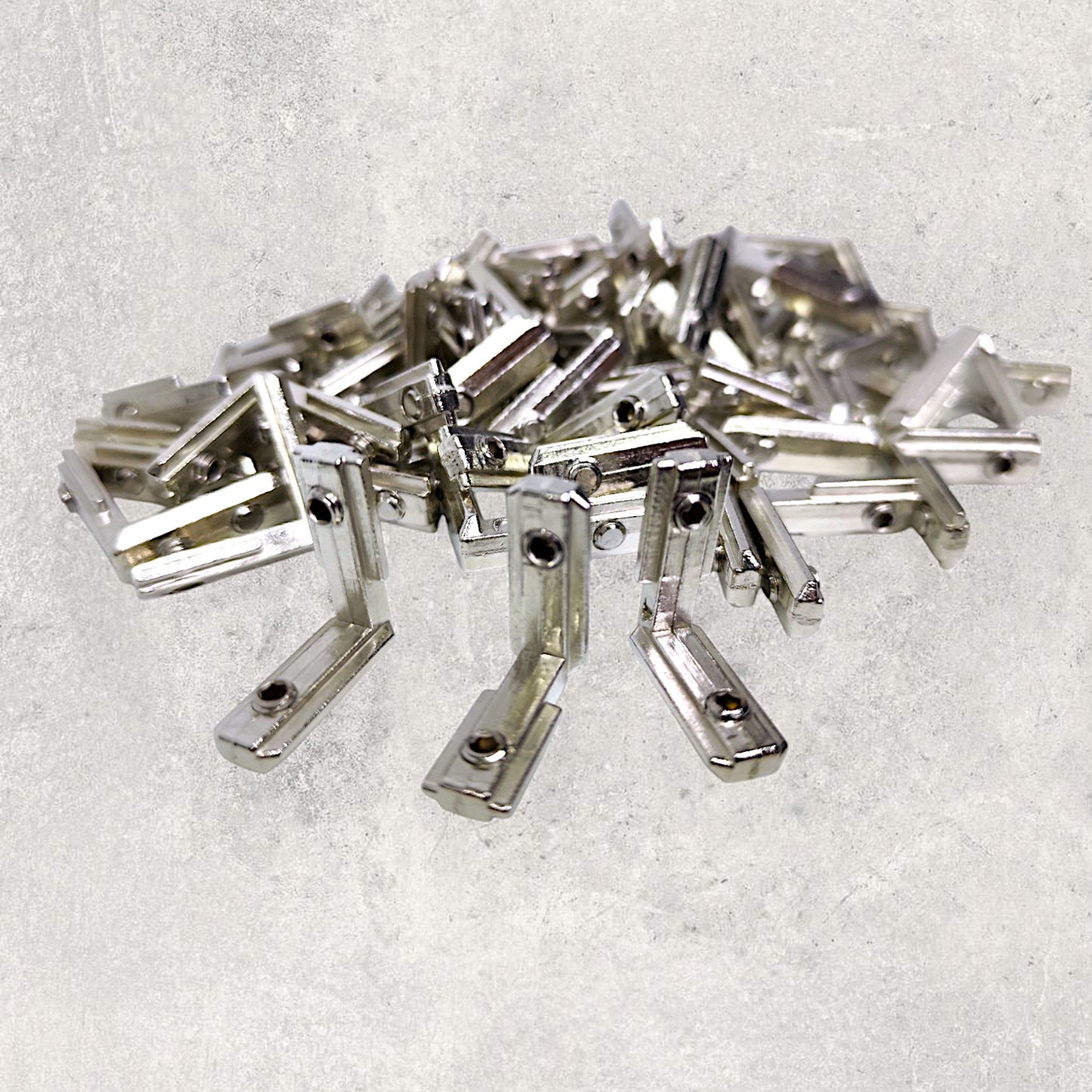 20 Series Concealed L-Bracket