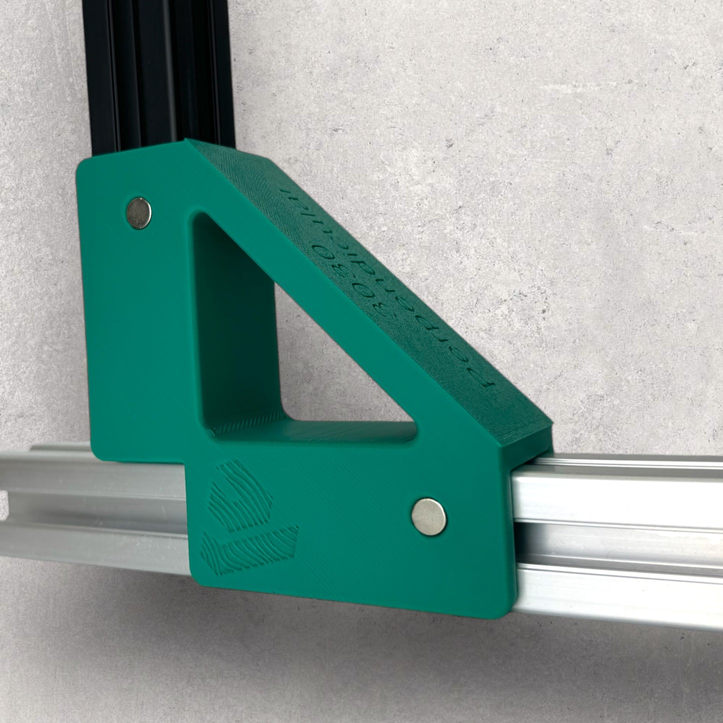 8020, 80/20, 3030, 3030 aluminum, 3030 aluminium, 30 Series, Aluminum Extrusion, Drilling Jig, Precision Drilling, Precision Hand Tool, 3030 Alignment Jig Perpendicular, 80mm Left Attached View